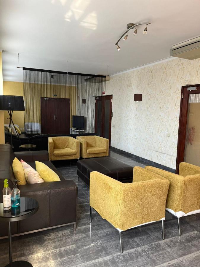 Casas De Luanda Gh-Alvalade Hotel Buitenkant foto